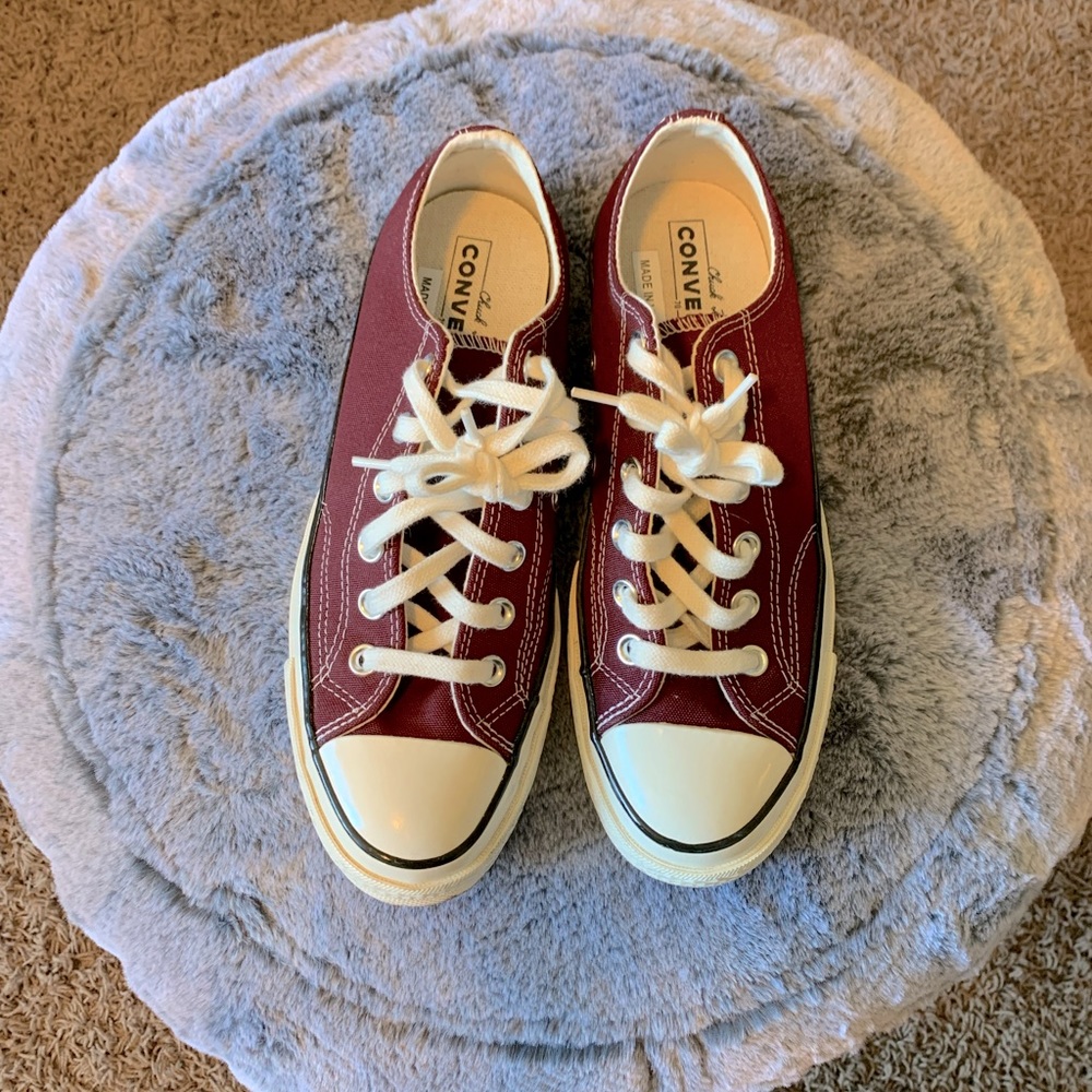 Converse Low Top